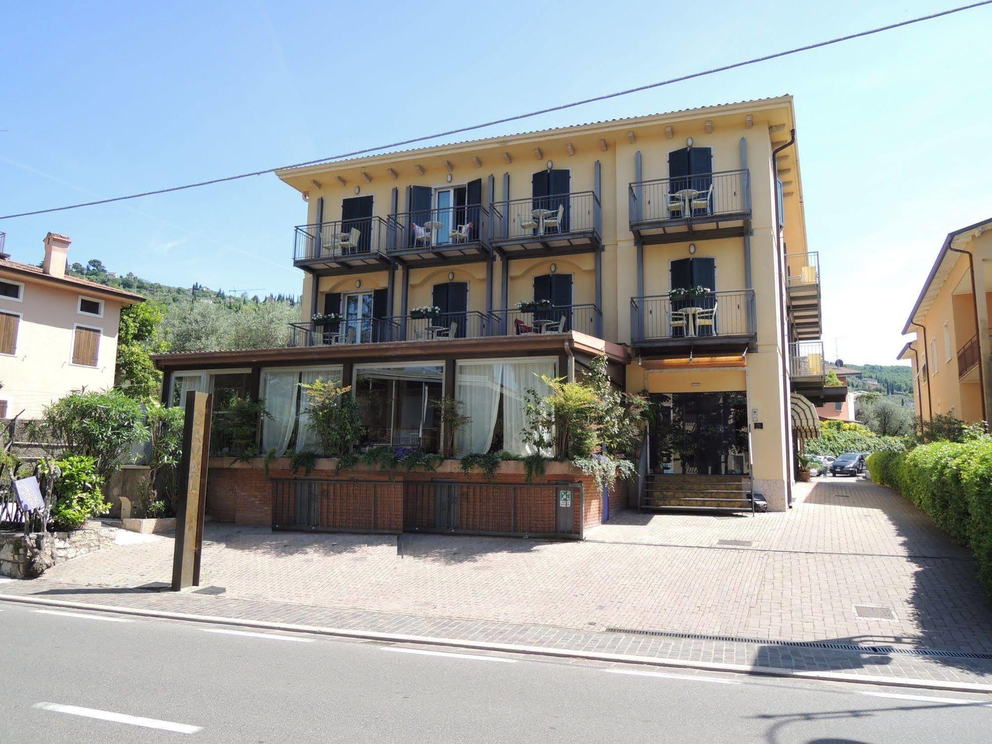 Hotel Al Caval Torri Del Benaco Exterior foto